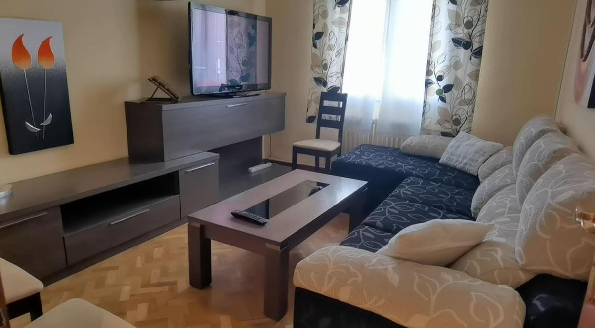 Almaalquiler Gran Maestre 3 Apartment Алмагро Екстериор снимка
